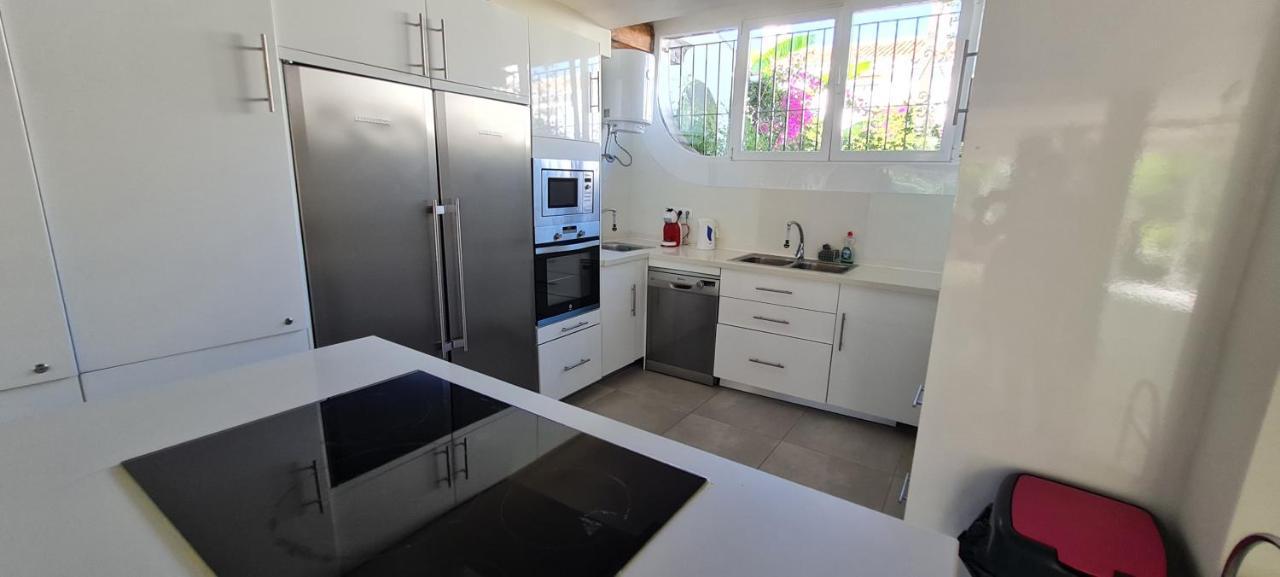 Maison Marbella Proche De La Mer Eksteriør billede
