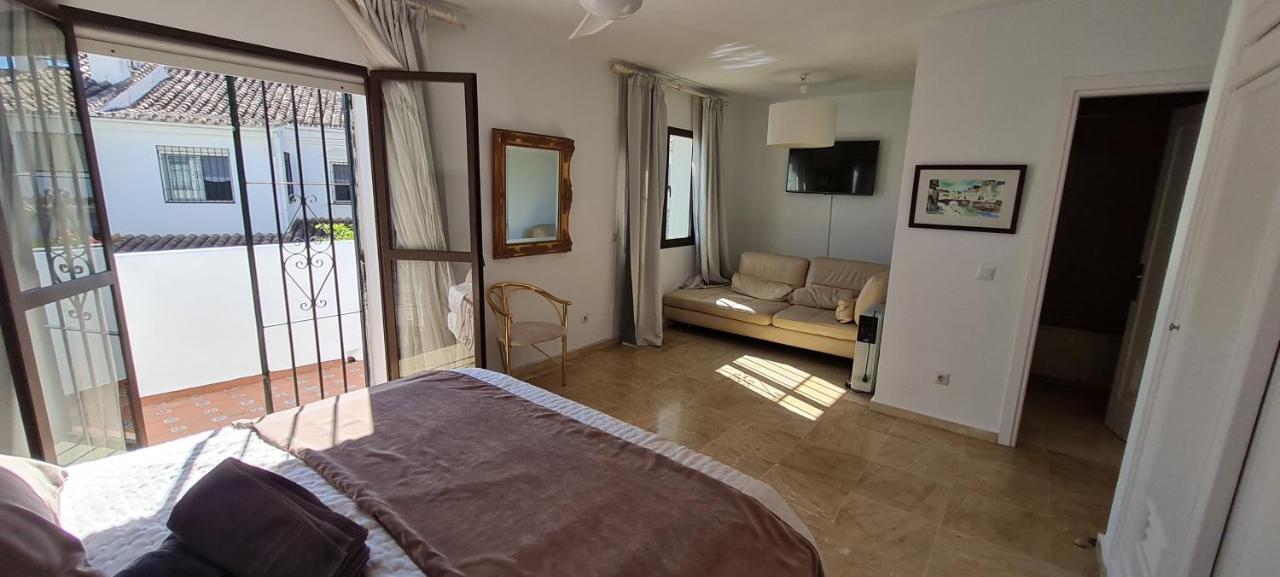 Maison Marbella Proche De La Mer Eksteriør billede